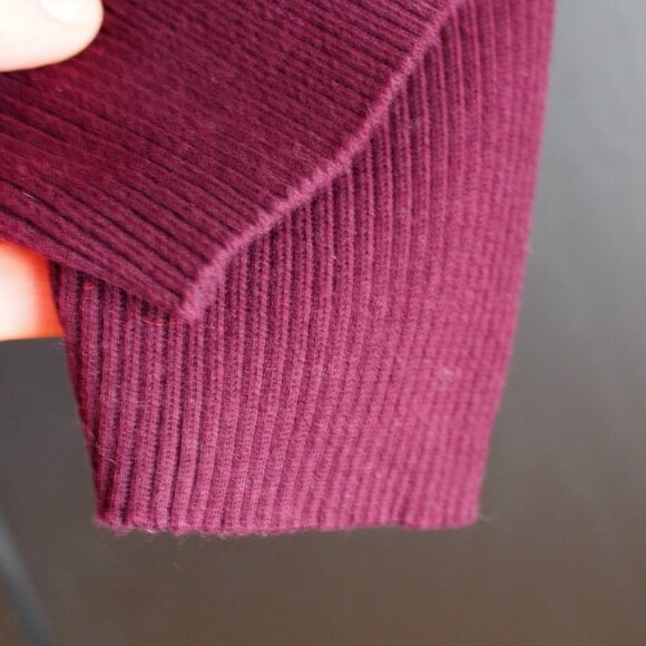 Ralph Lauren Burgundy Turtleneck Sweater - Picture 5 of 5